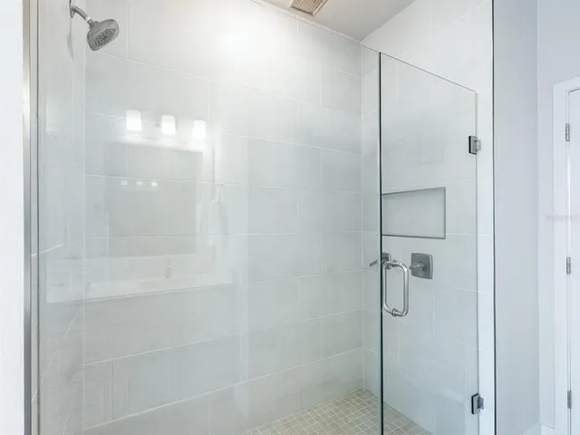 $789,000 | 451 Wingfield Drive, Sarasota, FL 34237