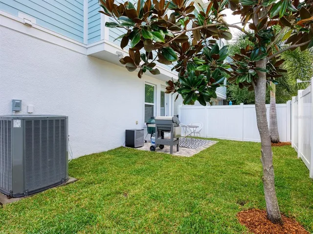 $789,000 | 451 Wingfield Drive, Sarasota, FL 34237