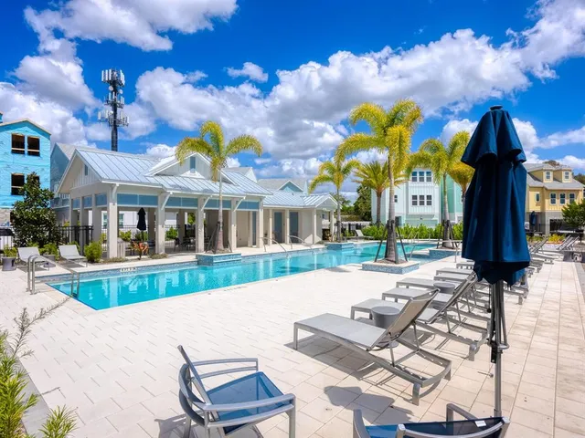 $789,000 | 451 Wingfield Drive, Sarasota, FL 34237