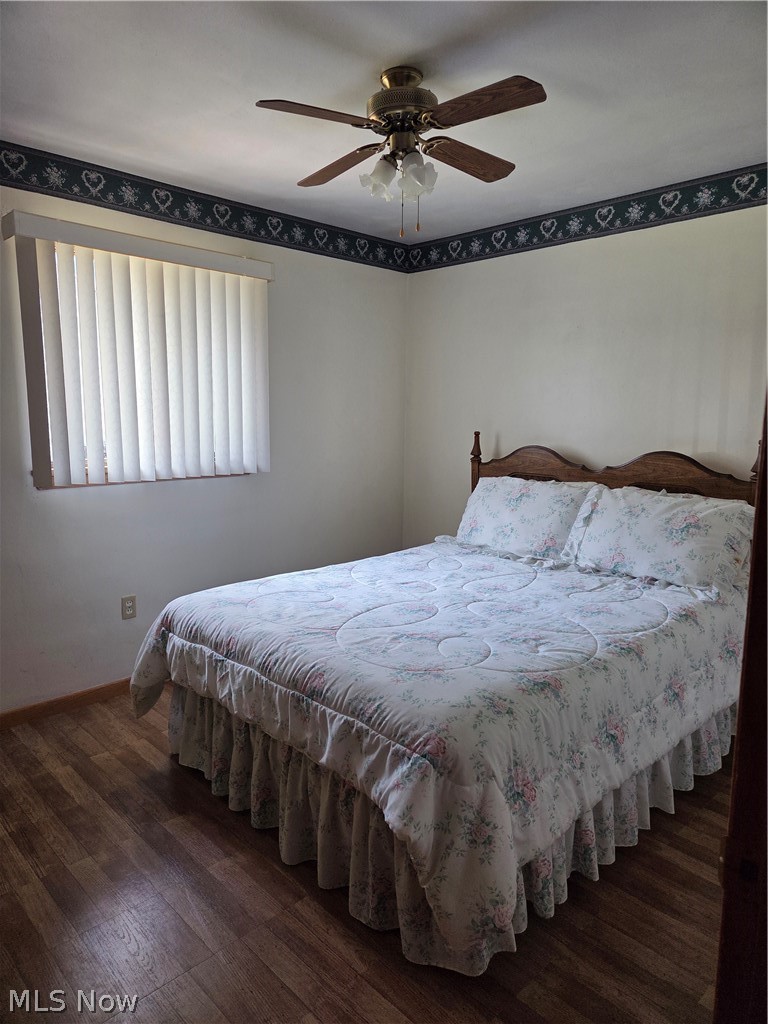 636 Lincoln Street Struthers, OH 44471 - Photo 21 of 26 Bedroom 3