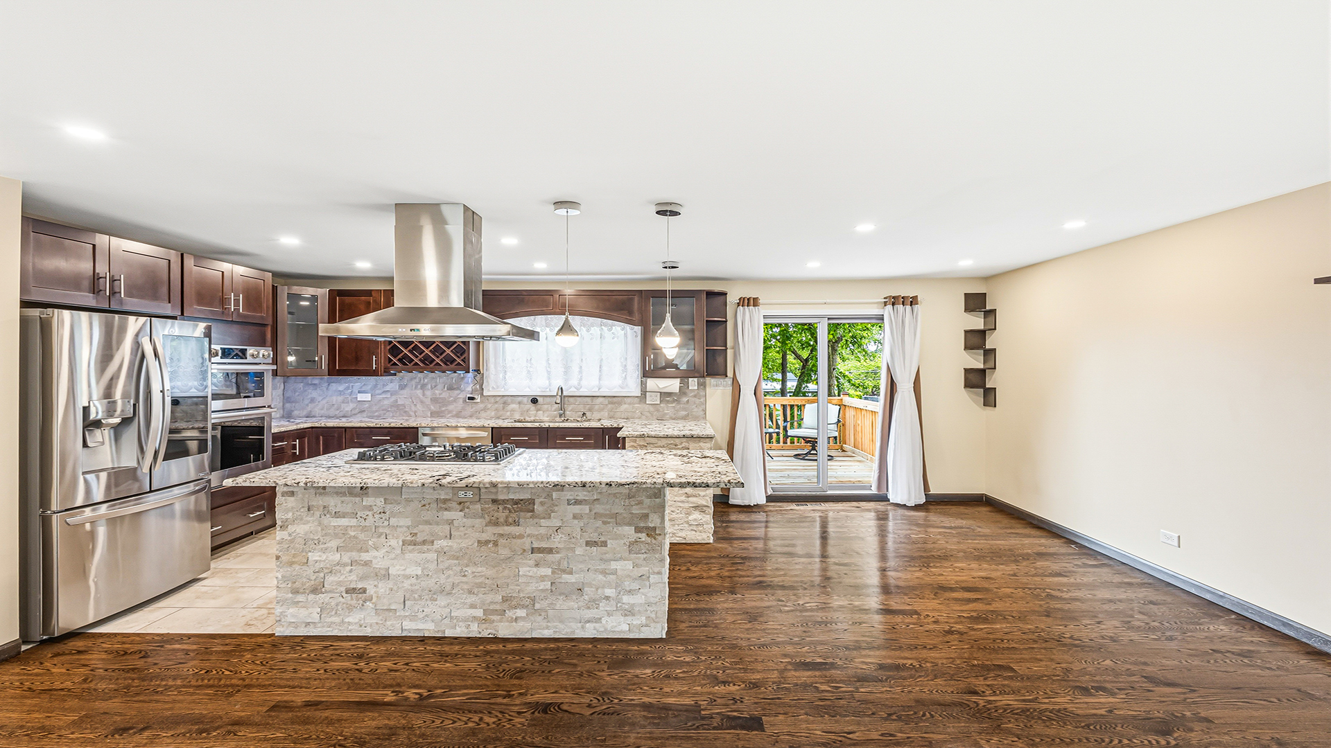 1770 North Newport Road Hoffman Estates, IL 60169 - Photo 11 of 50