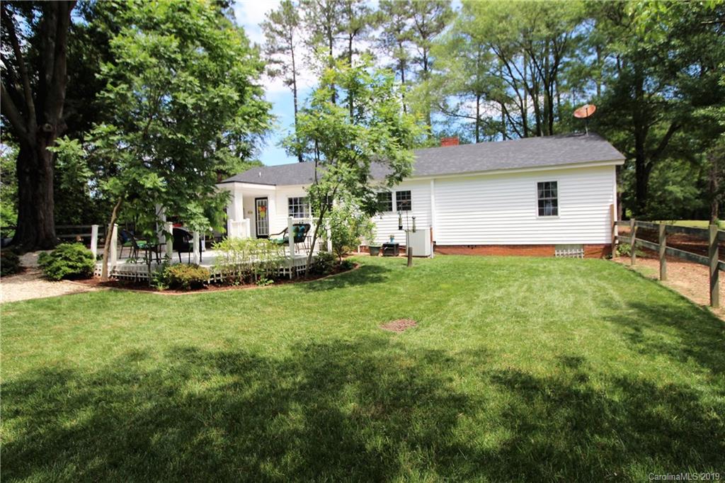 1665 Lawrence Road Clover, SC 29710 - Photo 22 of 27