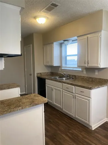 $1,850 | 2410 Arcady Lane, Lancaster, TX 75134