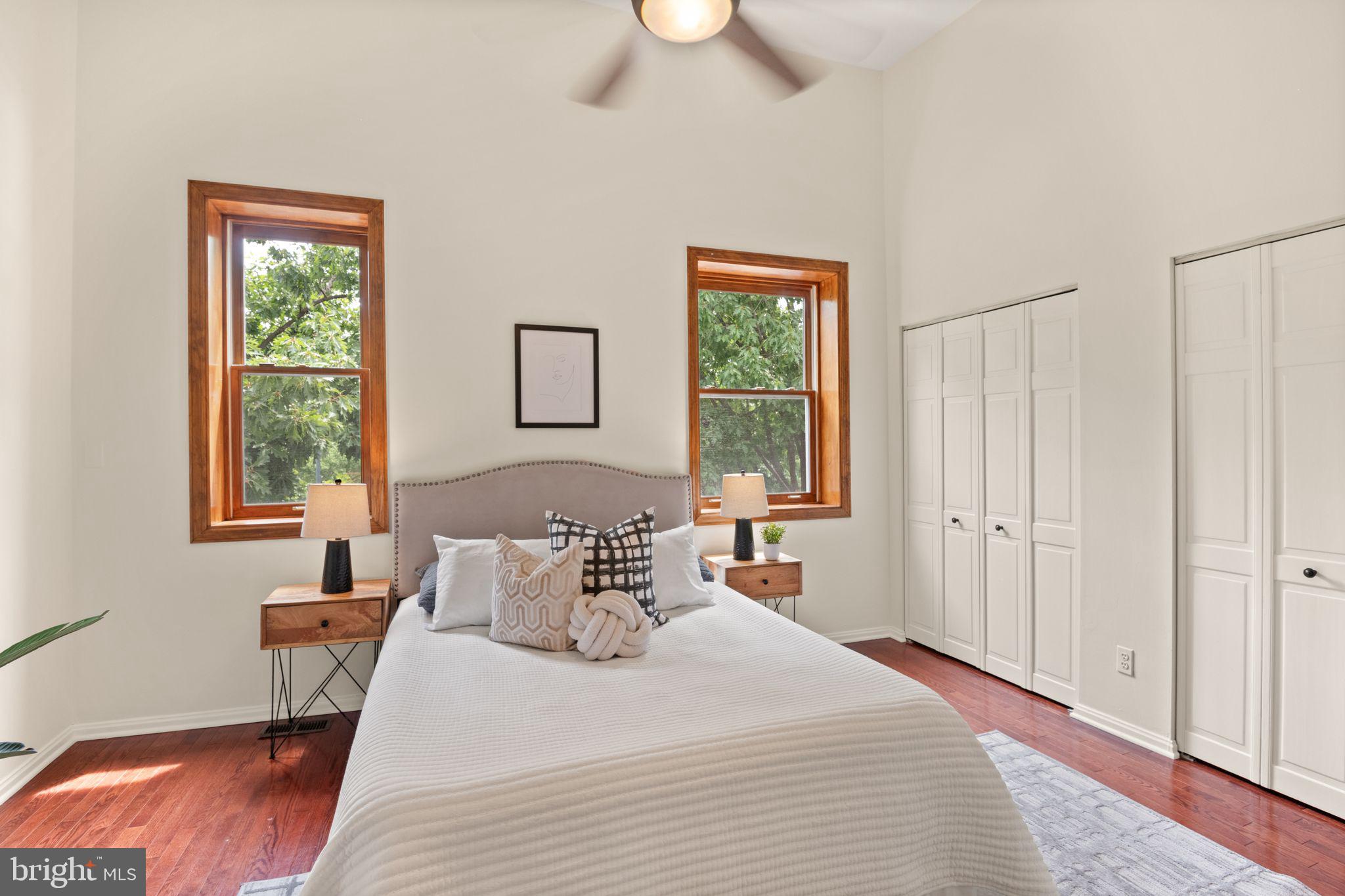 559 15th Street Southeast Washington, DC 20003 - Photo 16 of 31