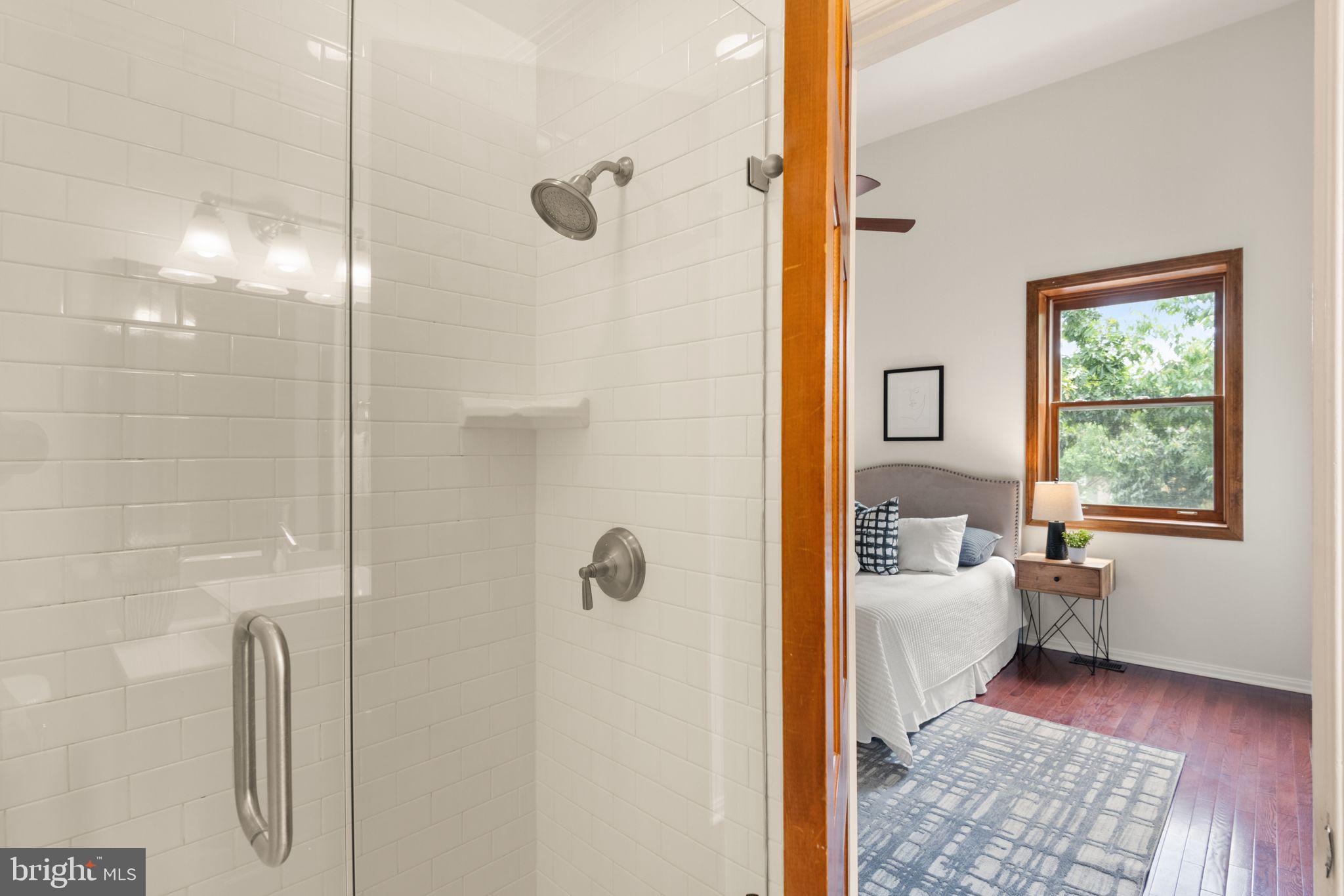 559 15th Street Southeast Washington, DC 20003 - Photo 18 of 31