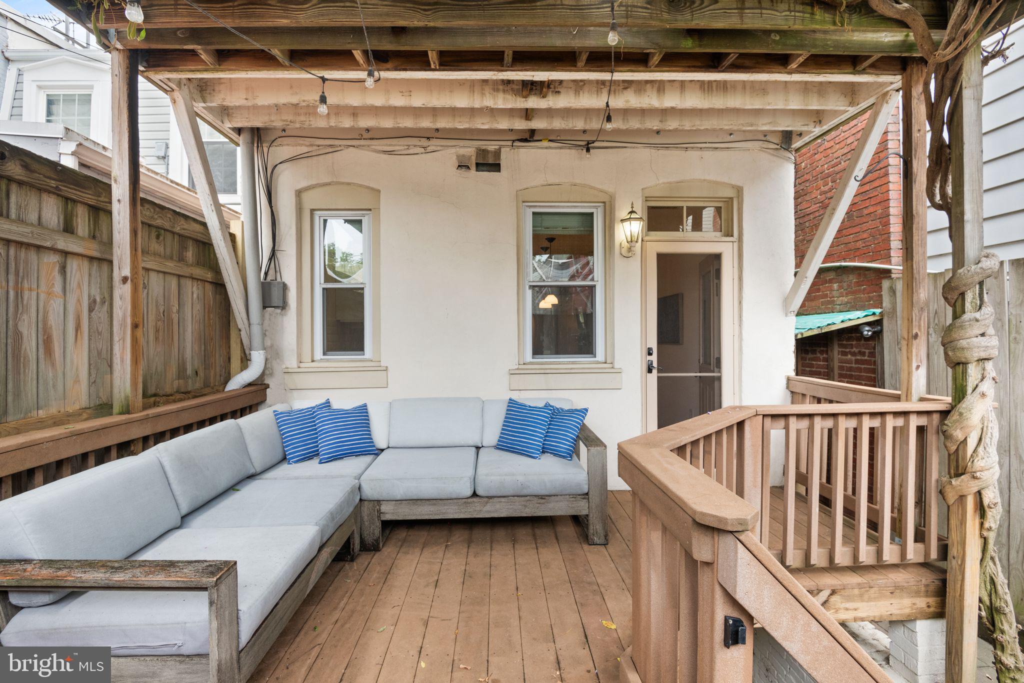 559 15th Street Southeast Washington, DC 20003 - Photo 28 of 31