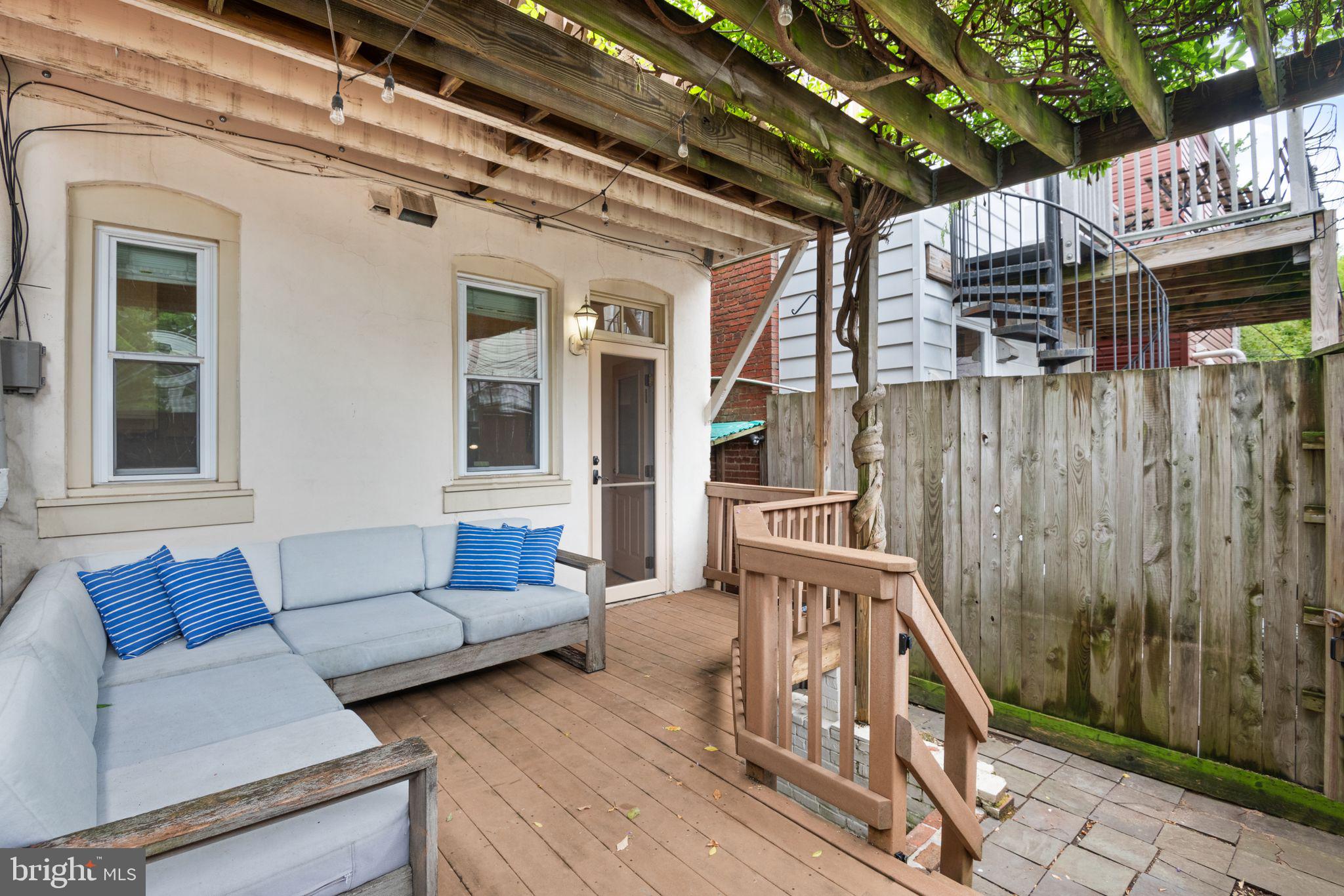 559 15th Street Southeast Washington, DC 20003 - Photo 29 of 31