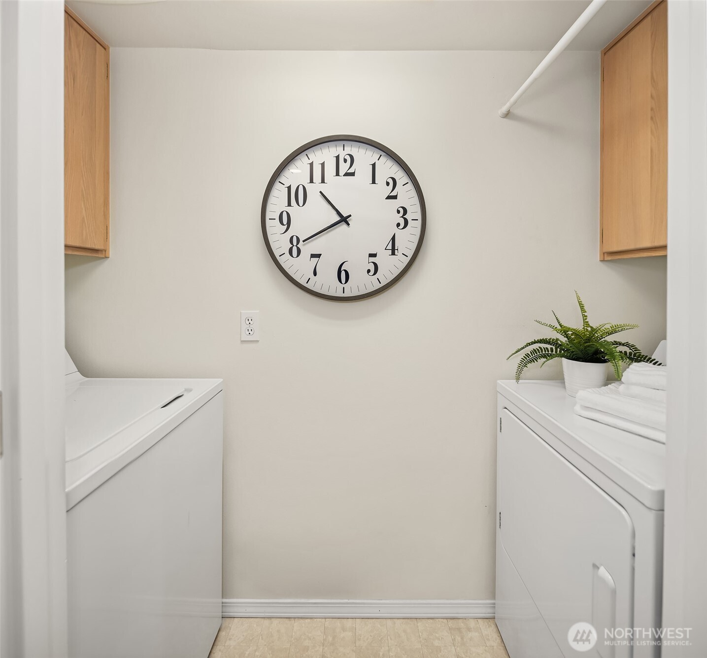 402 3rd Avenue South, Unit B201 Edmonds, WA 98020 - Photo 23 of 28