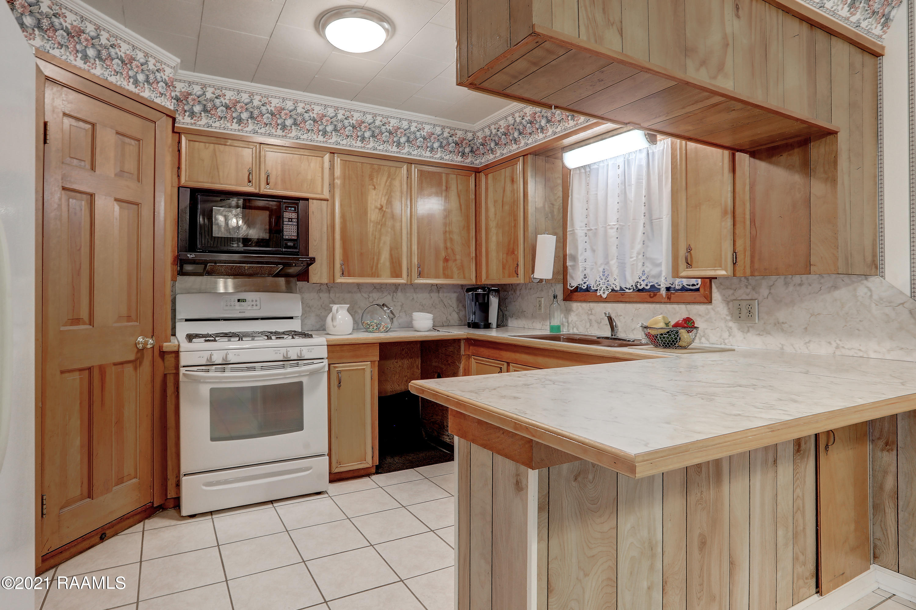 115 David Duboin Road New Iberia, LA 70560 - Photo 8 of 28 Gallery Image 8