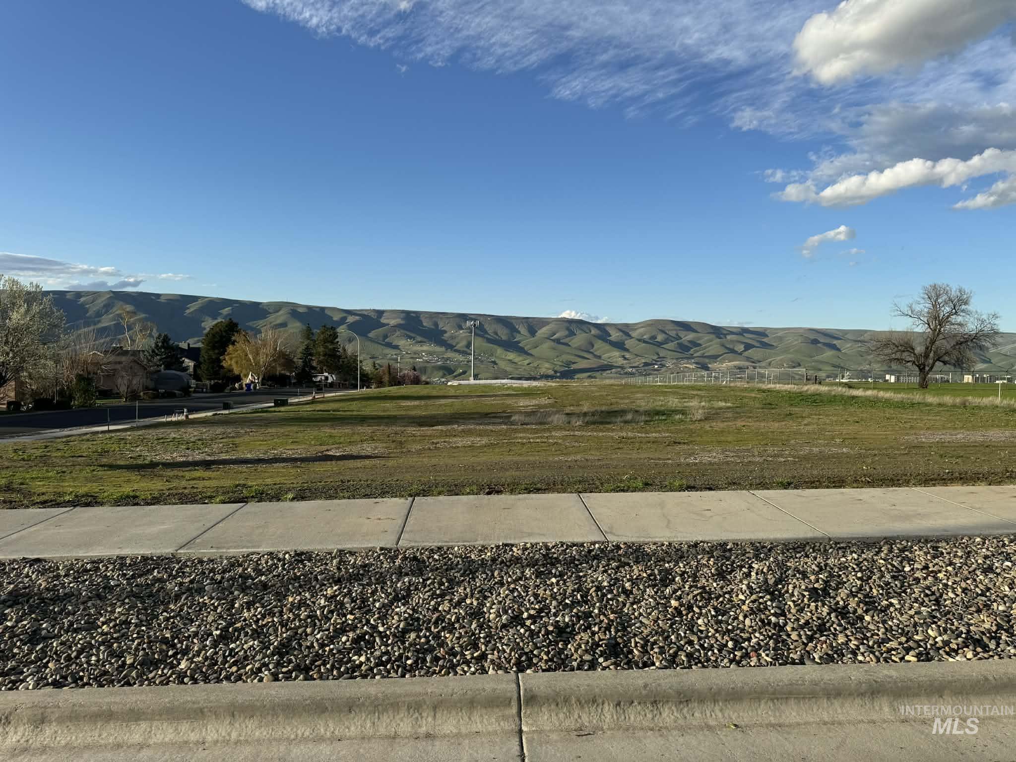 1 Tbd Blk Street Lewiston, ID 83501 - Photo 5 of 6 Mountain view