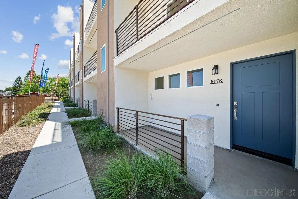 8178 Golden Avenue Lemon Grove, CA 91945 - Photo 2 of 50