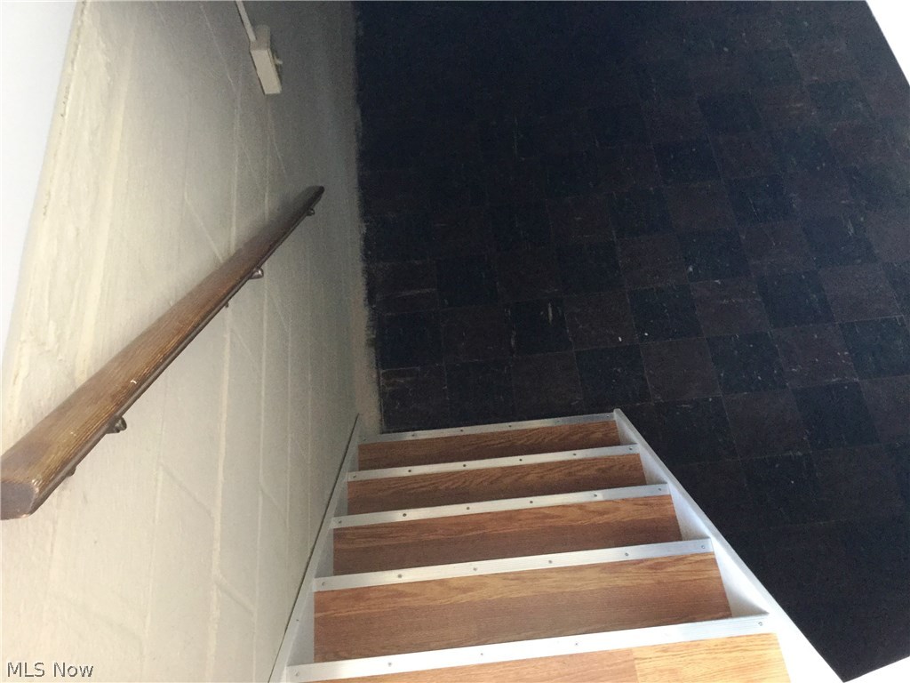 279 Nobottom Road Berea, OH 44017 - Photo 21 of 27 Gallery Image 21