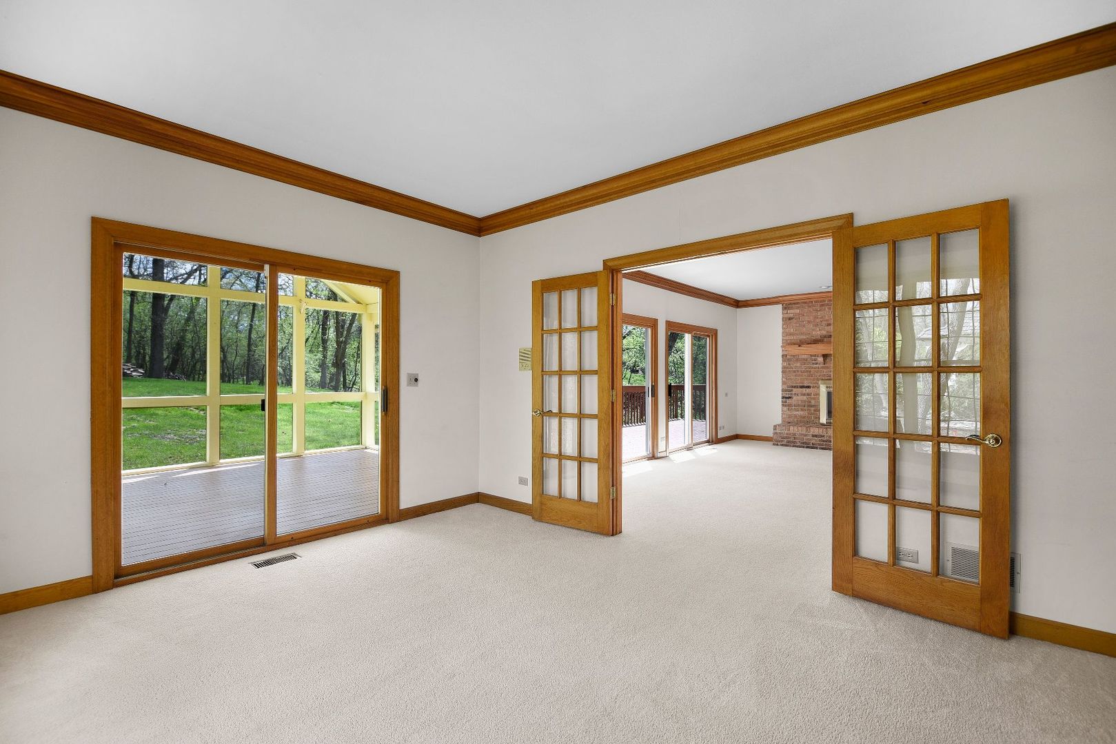 275 Rugby Road North Barrington, IL 60010 - Photo 13 of 35
