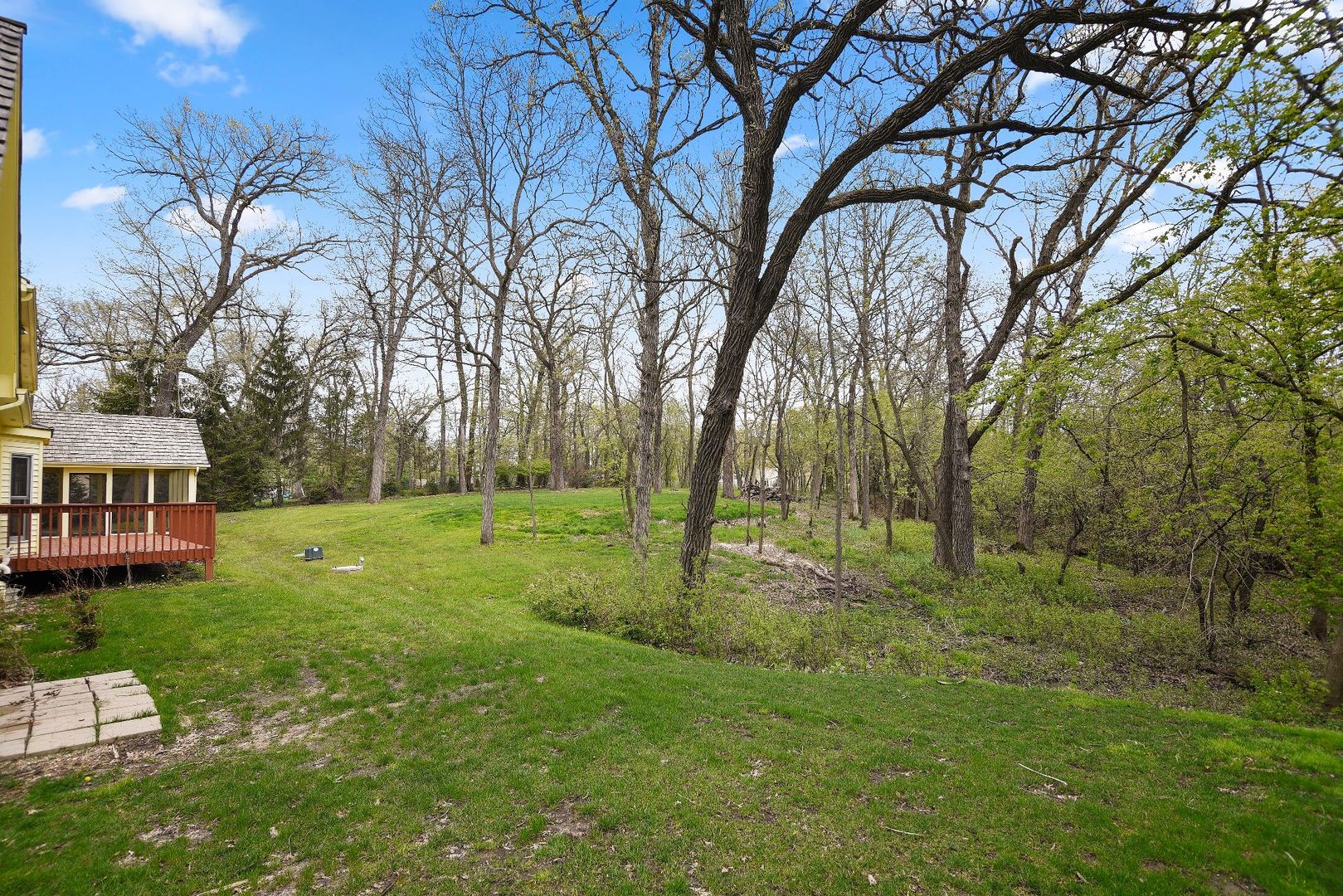 275 Rugby Road North Barrington, IL 60010 - Photo 33 of 35