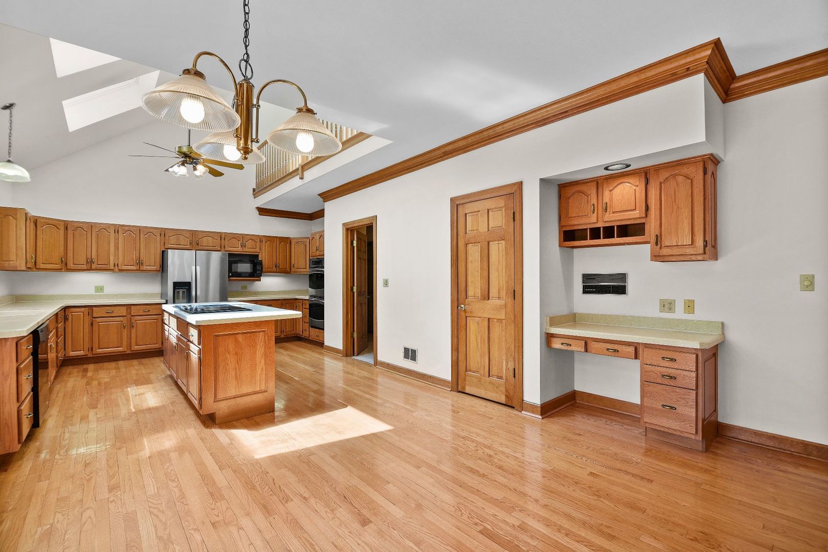 275 Rugby Road North Barrington, IL 60010 - Photo 7 of 35