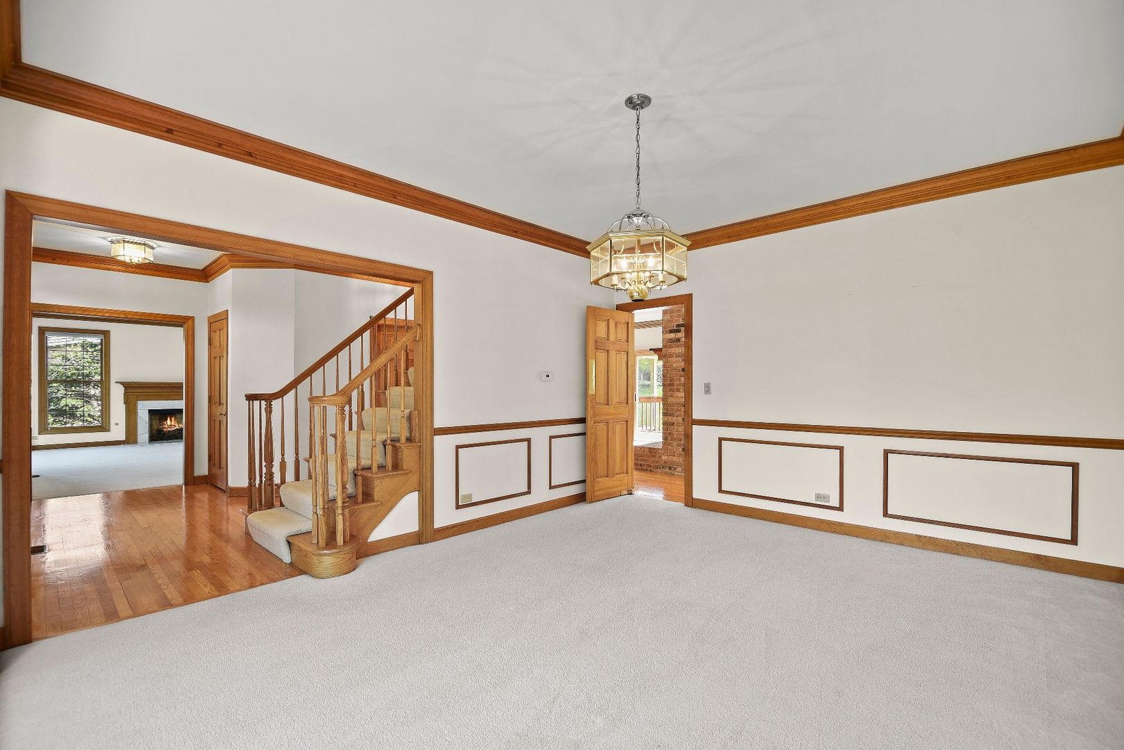 275 Rugby Road North Barrington, IL 60010 - Photo 10 of 35
