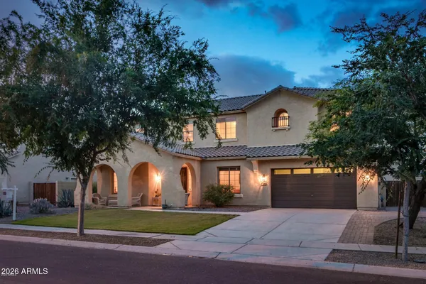 $880,000 | 2738 East Janelle Way, Gilbert, AZ 85298