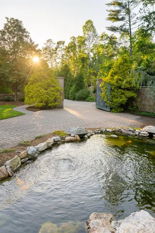 $5,475,000 | 268 Holly Arbor Lane, Asheville, NC 28803