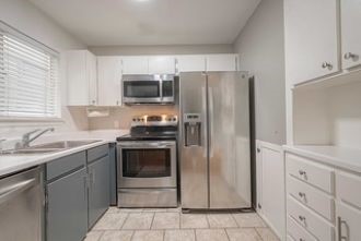 2113 Stanford Street Houston, TX 77006 - Photo 6 of 20
