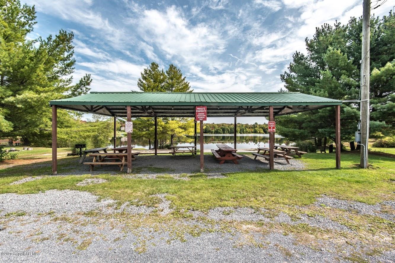 38 Lidio Road Blakeslee, PA 18610 - Photo 14 of 17 Lake Sinca