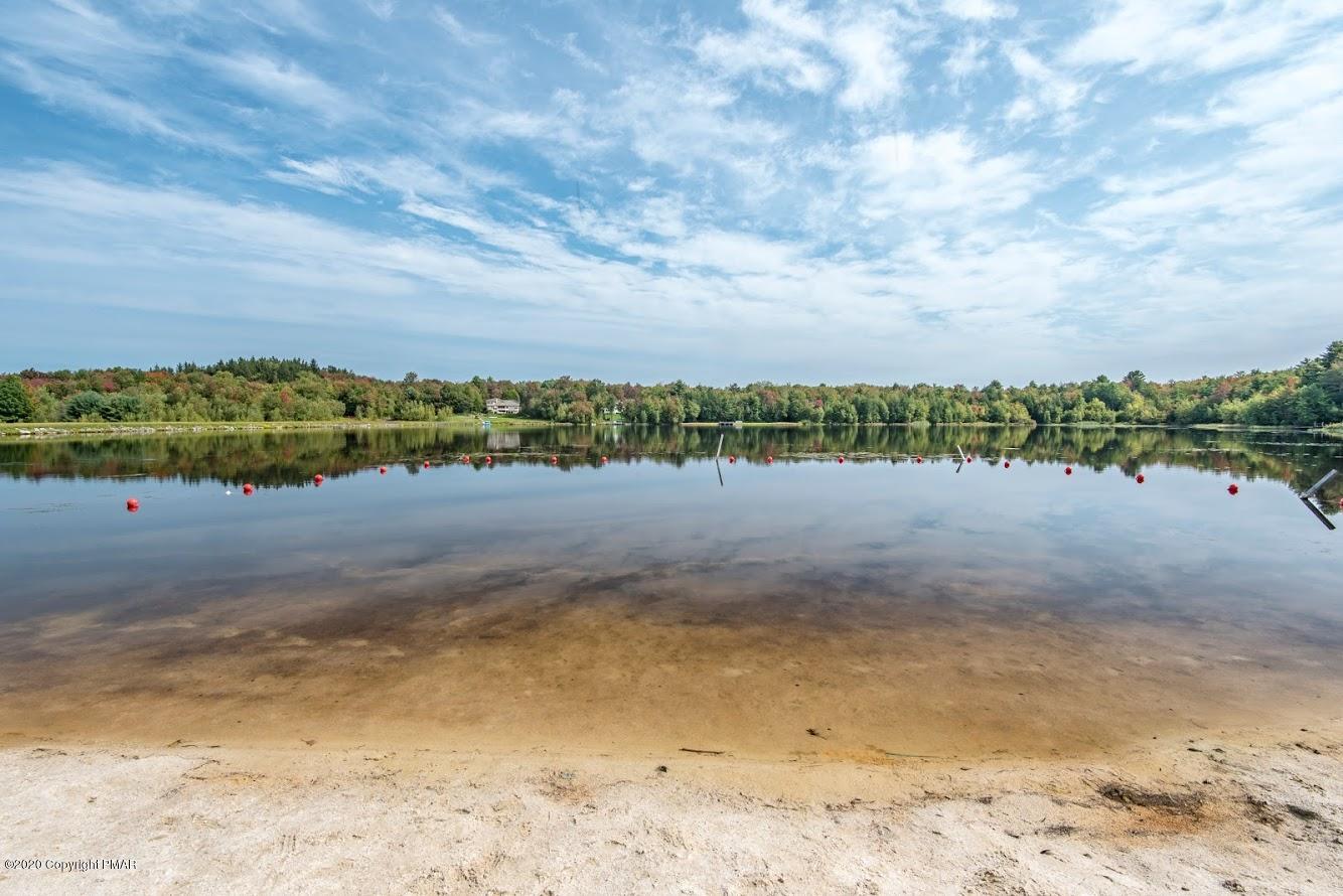 38 Lidio Road Blakeslee, PA 18610 - Photo 8 of 17 Lake Sinca
