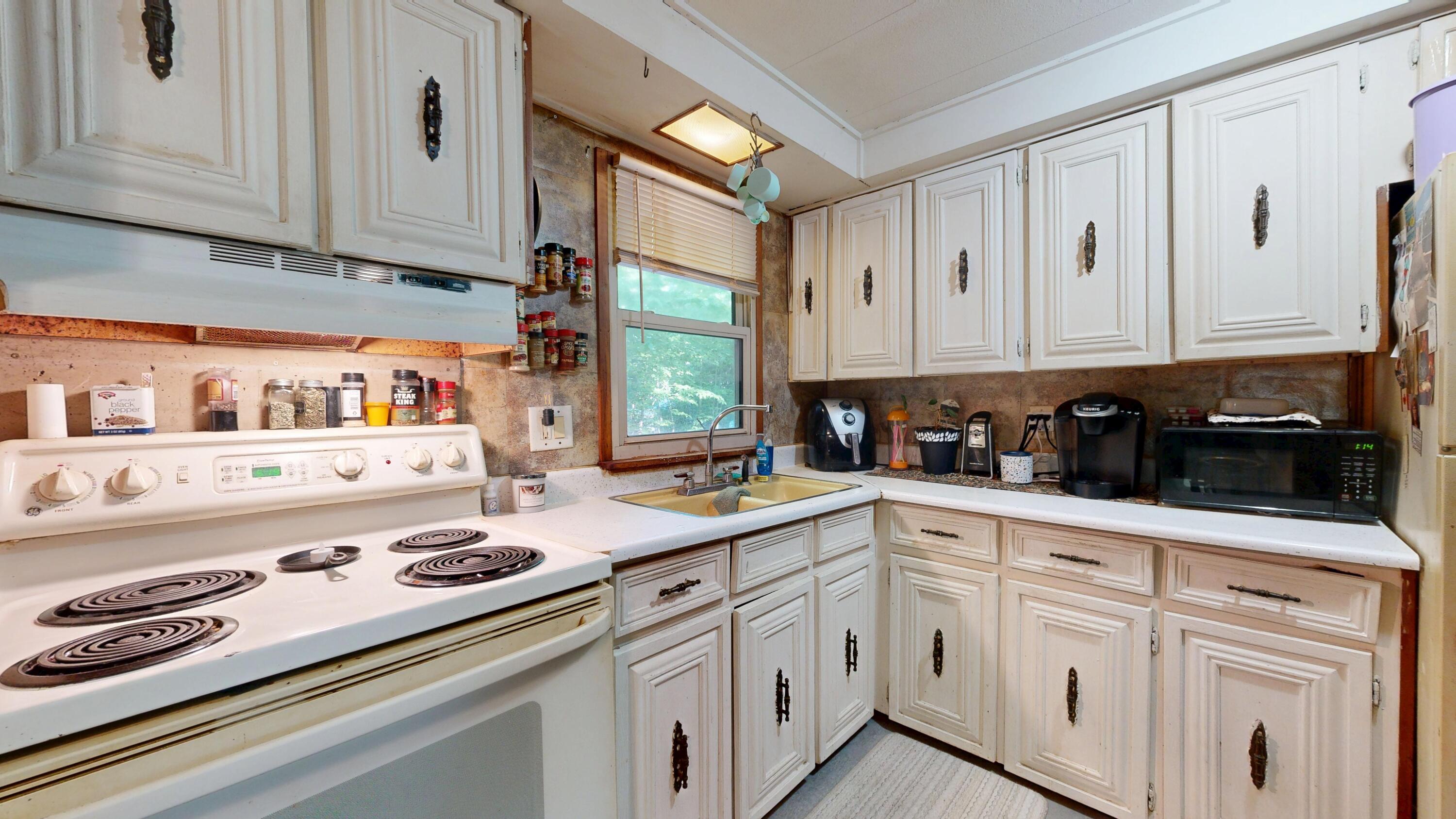 121 Maxwell Road Sabattus, ME 04280 - Photo 6 of 13