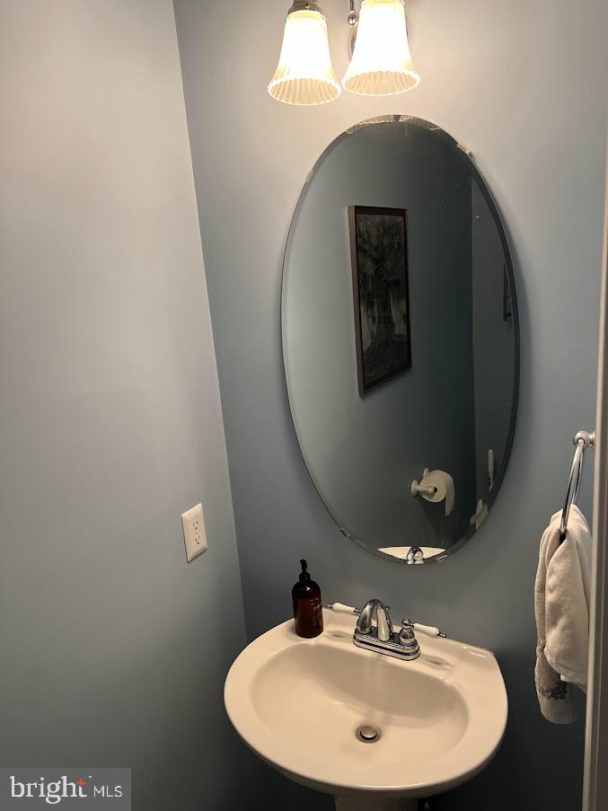 1305 H Windleaf Drive, Unit 168 Reston, VA 20194 - Photo 9 of 10