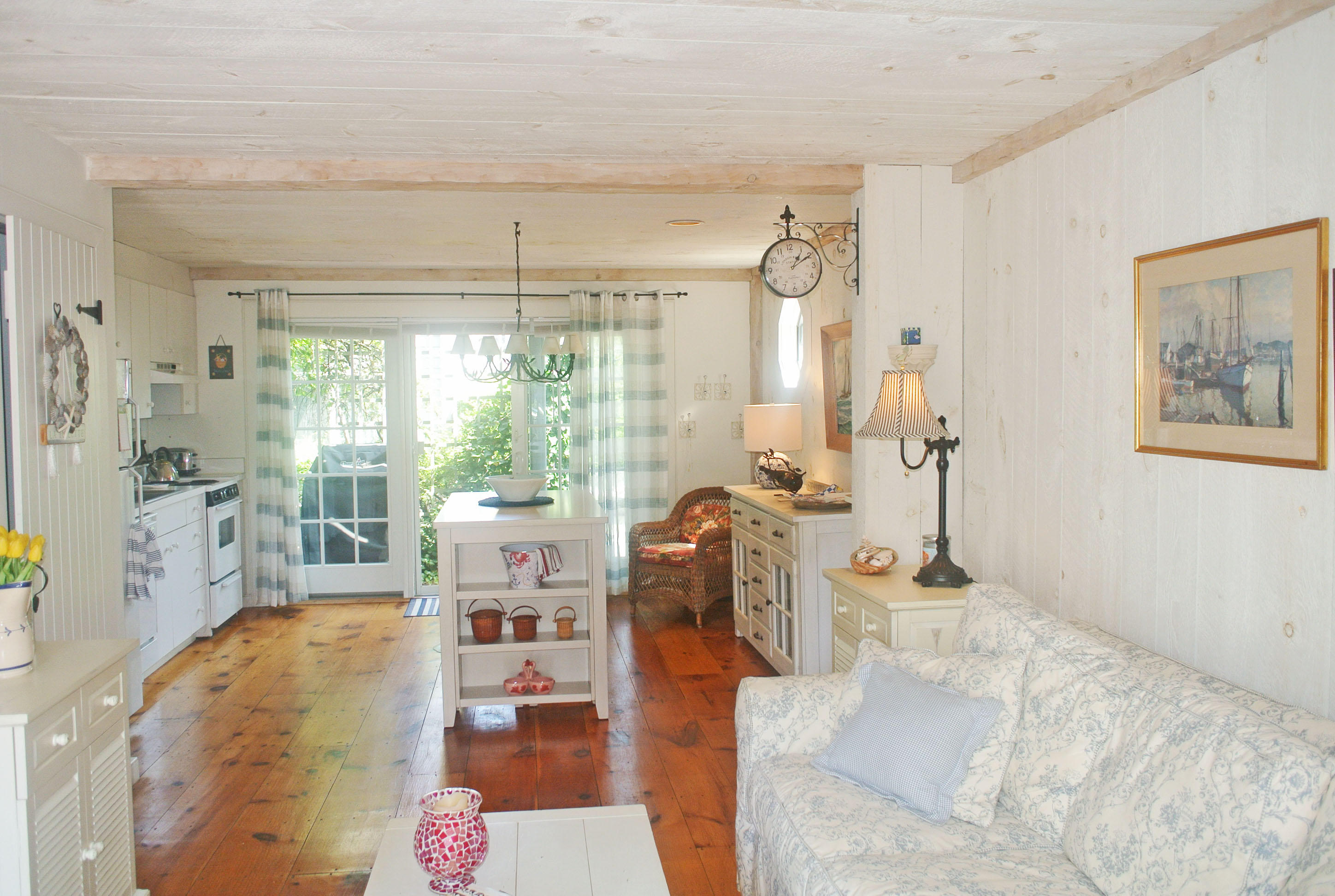 15 Hyannis Point Road Mashpee, MA 02649 - Photo 7 of 26 DSC_0763