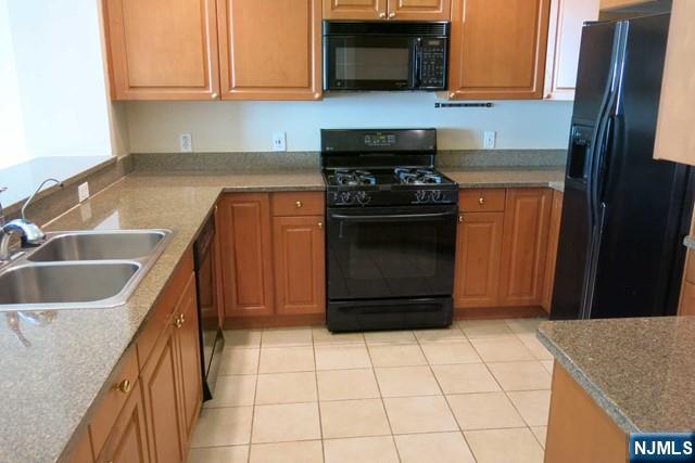 116 The Promenade, Unit 116 Edgewater, NJ 07020 - Photo 11 of 26