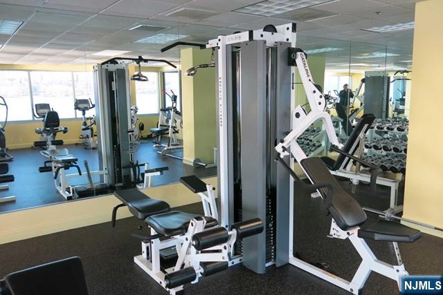 116 The Promenade, Unit 116 Edgewater, NJ 07020 - Photo 20 of 26