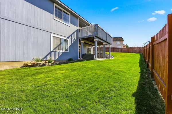 $475,000 | 810 Overbluff Lane, Yakima, WA 98901