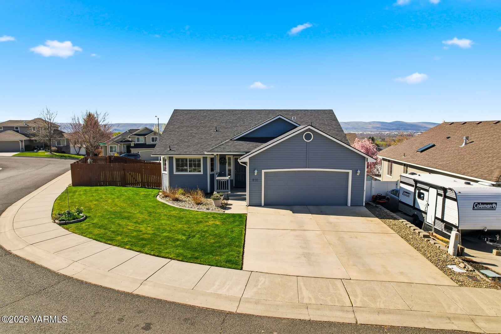810 Overbluff Lane Yakima, WA 98901 - Photo 4 of 47 810 Overbluff Ln_038