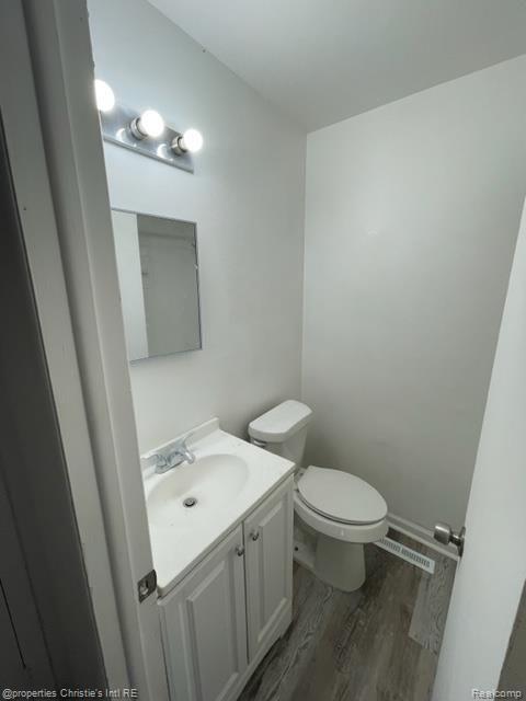 18215 Fitzpatrick Street Detroit, MI 48228 - Photo 9 of 14