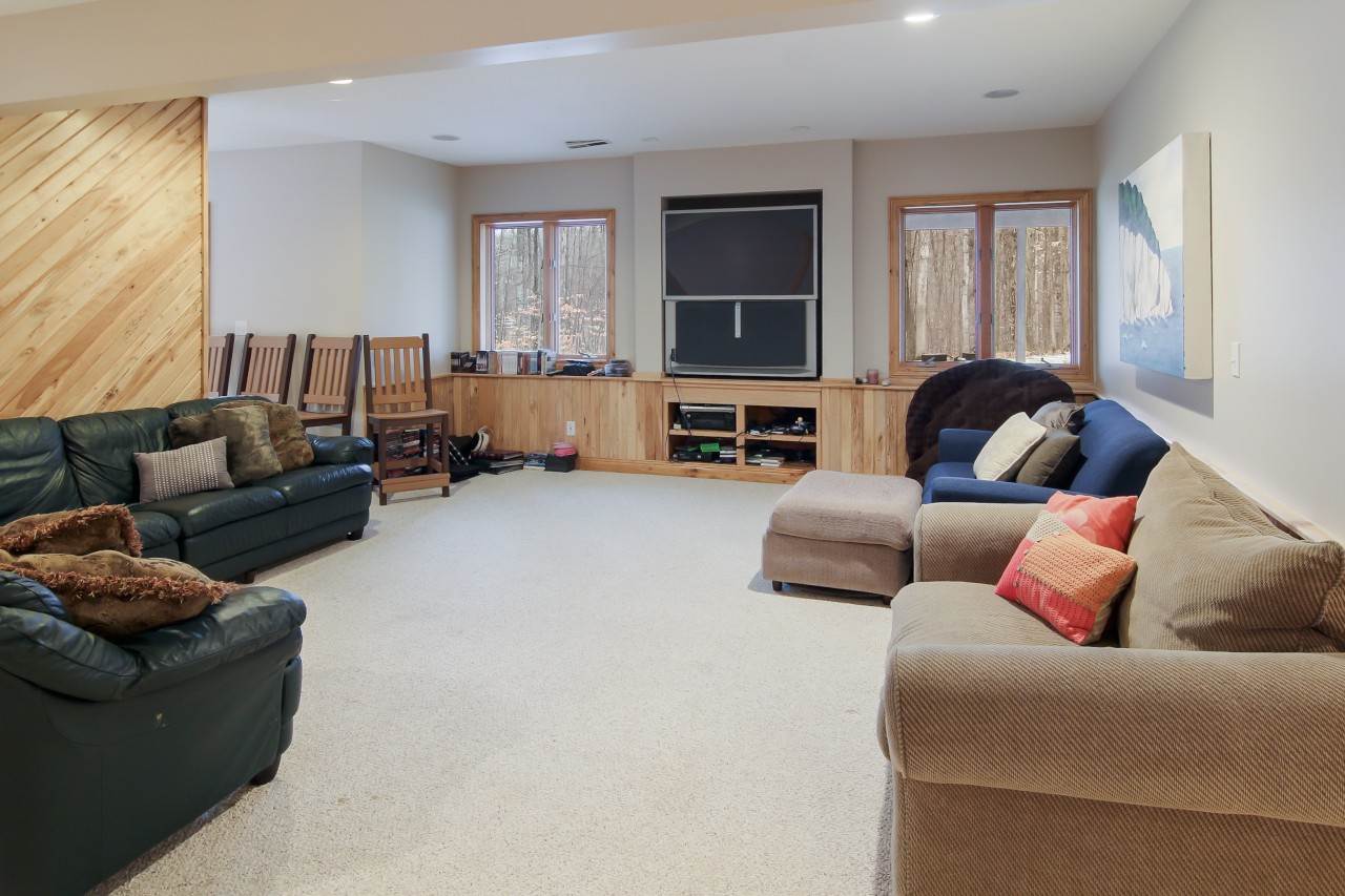 13055 South Lautner Road Traverse City, MI 49684 - Photo 41 of 52 1882552-40.JPG