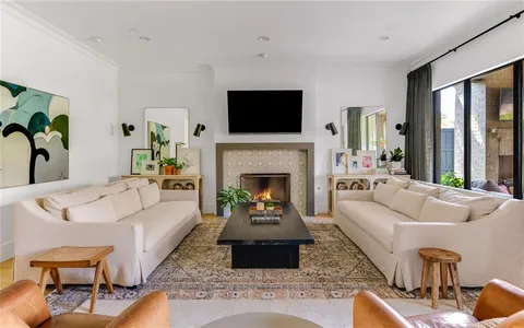 $2,549,000 | 6905 Northridge Drive, Dallas, TX 75214
