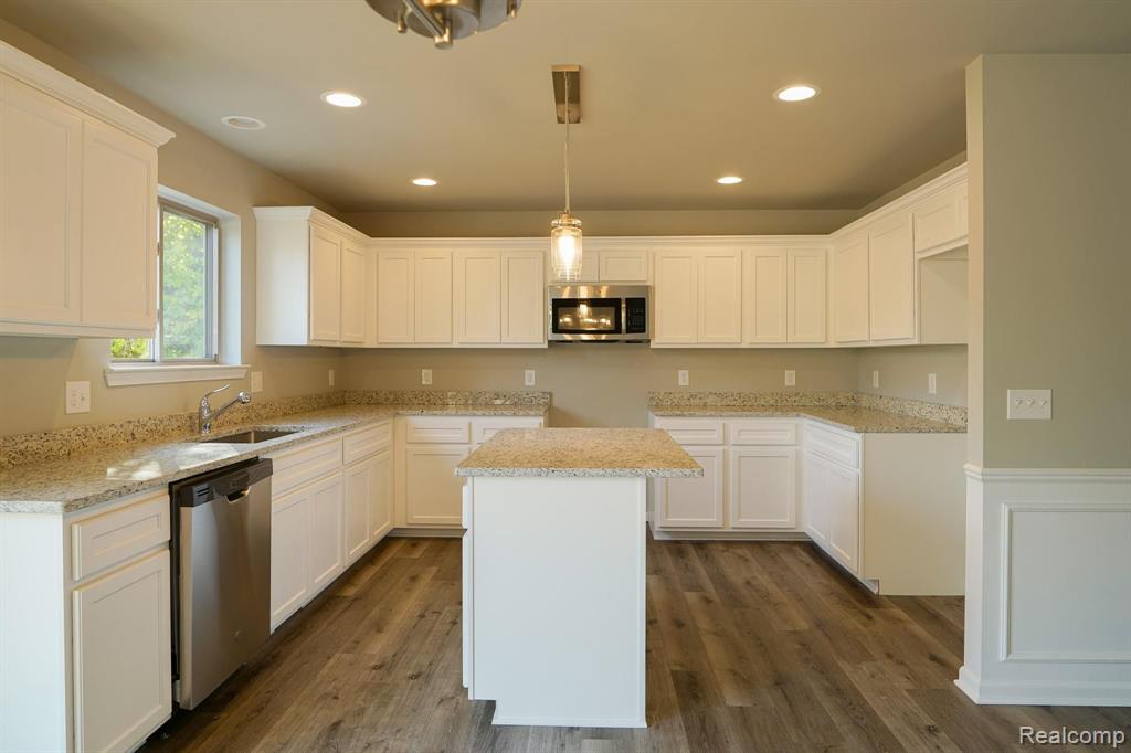 34600 Garfield Road Fraser, MI 48026 - Photo 5 of 39