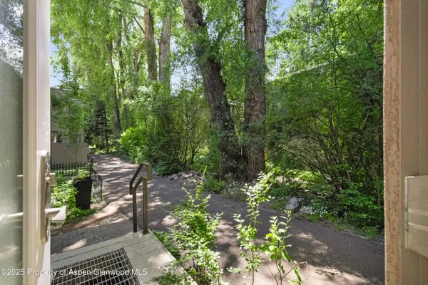 $17,500 | 814 West Bleeker Street, Unit B2, Aspen, CO 81611