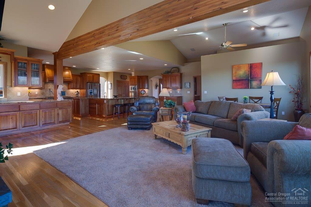6566 Northeast Juniper Ridge Road Redmond, OR 97756 - Photo 9 of 25 Additional Photo