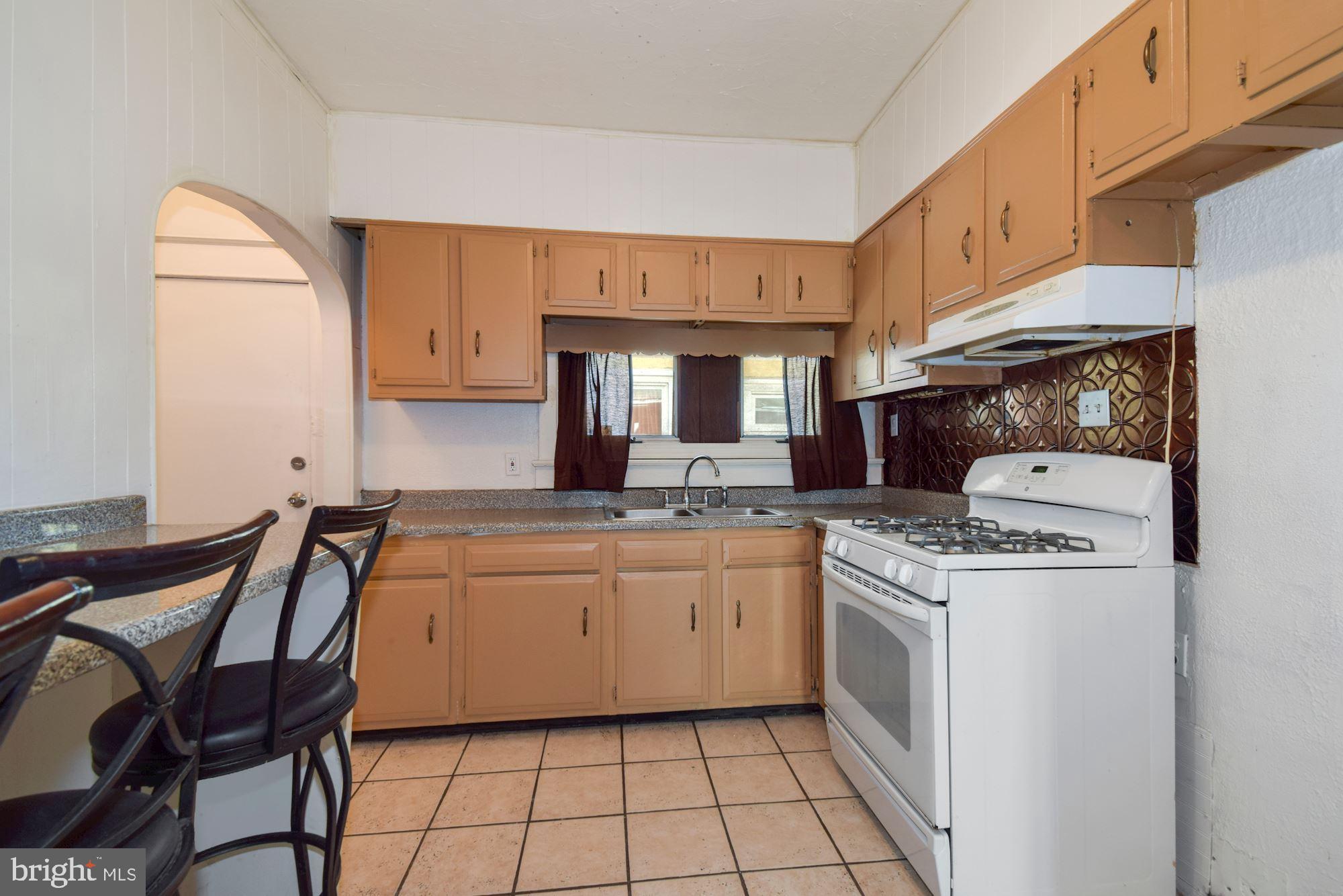1816 Pennington Road Trenton, NJ 08618 - Photo 9 of 30