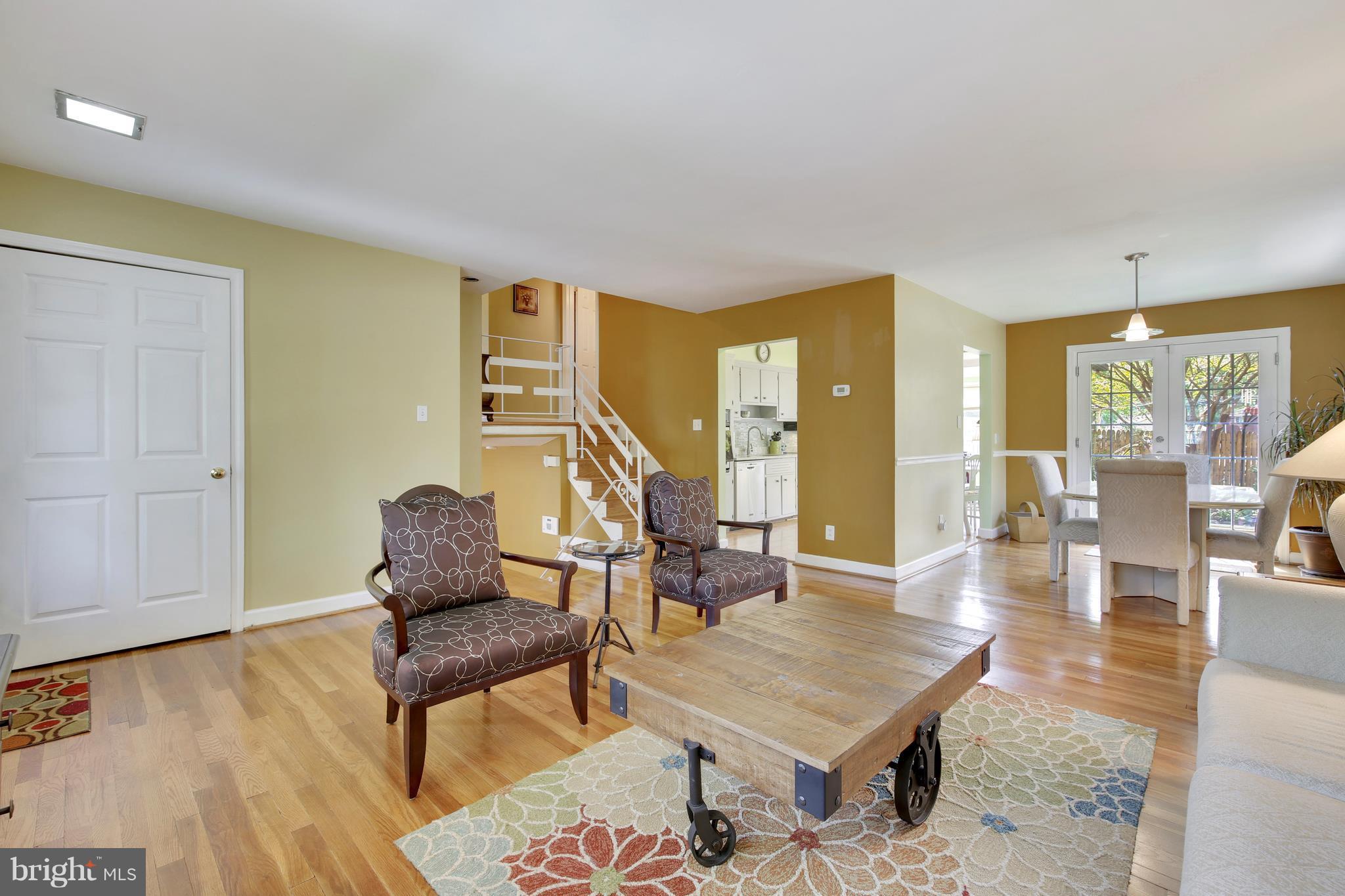 10404 Conover Drive Silver Spring, MD 20902 - Photo 3 of 30 Living Room