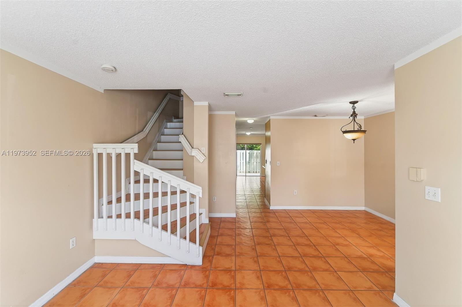 6375 Southwest 139th Avenue Miami, FL 33183 - Photo 5 of 25