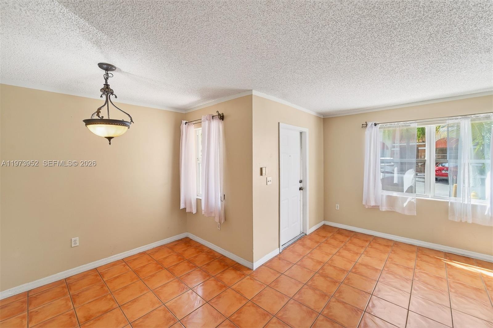 6375 Southwest 139th Avenue Miami, FL 33183 - Photo 8 of 25