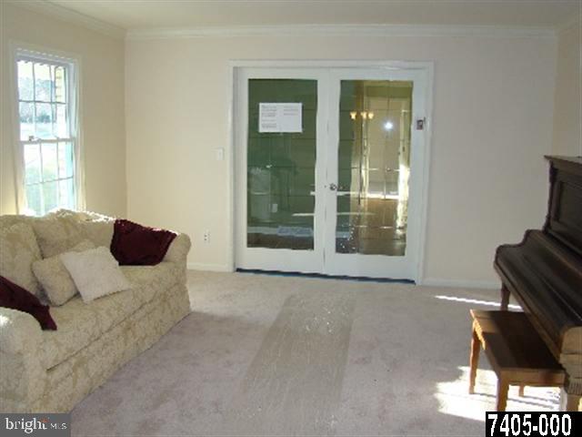 2749 Chestnut Run Road York, PA 17402 - Photo 3 of 15 Gallery Image 3