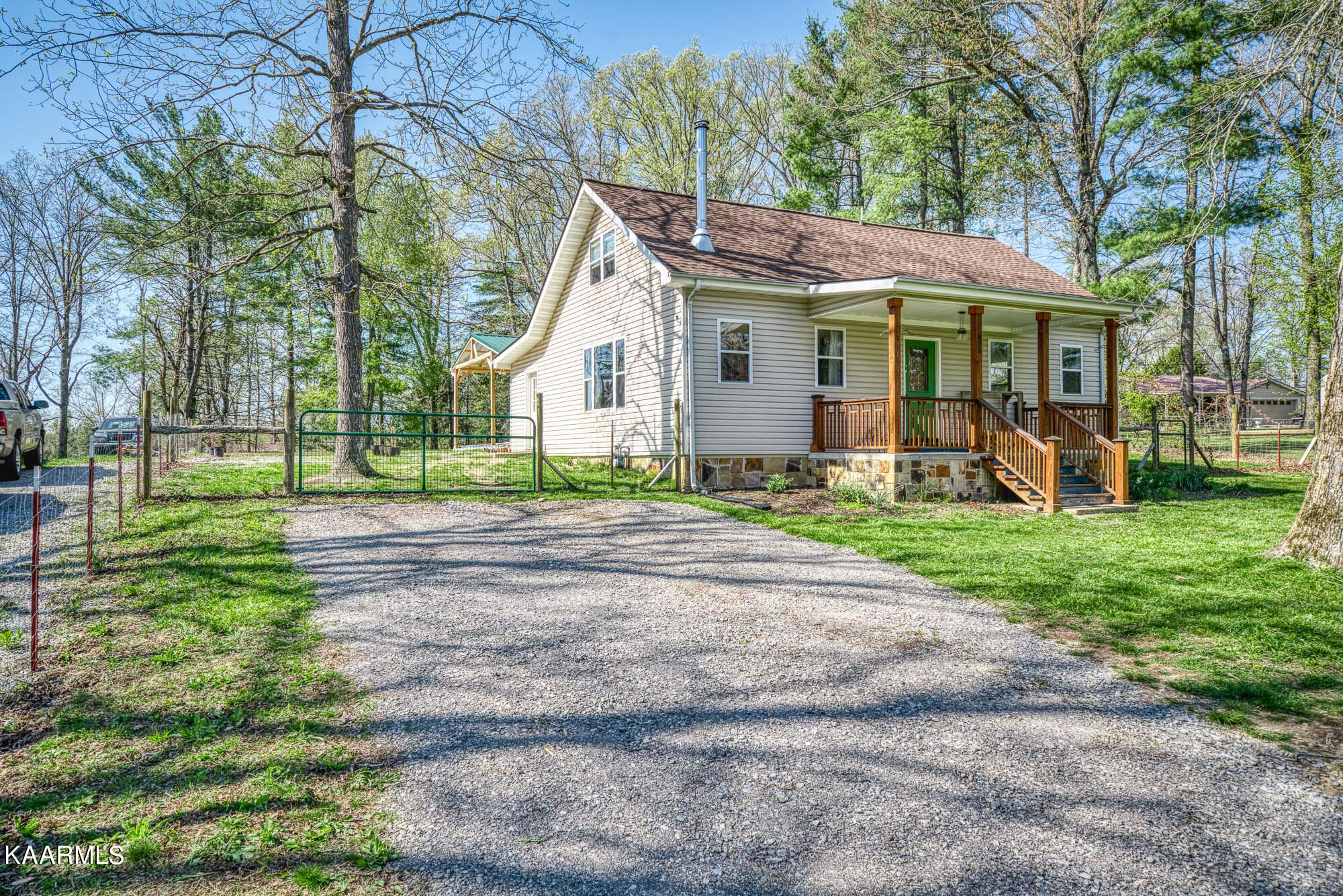 582 West Creston Road Crossville, TN 38571 - Photo 2 of 44 mls-582 W Creston Rd-14_TNPC-2