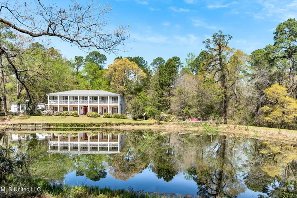 $2,400,000 | 1223 Wire Road West, Perkinston, MS 39573