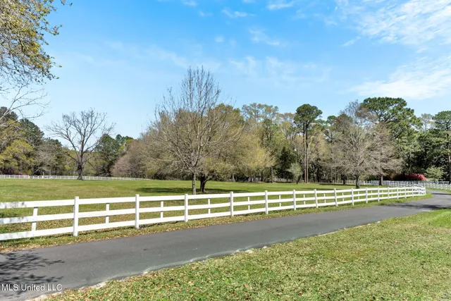 $2,400,000 | 1223 Wire Road West, Perkinston, MS 39573