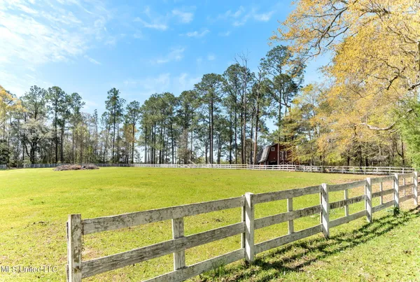 $2,400,000 | 1223 Wire Road West, Perkinston, MS 39573
