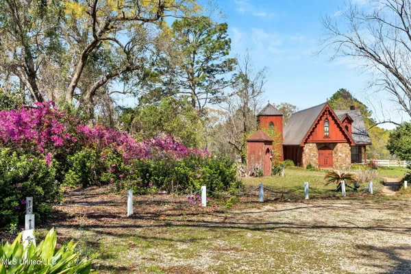 $2,400,000 | 1223 Wire Road West, Perkinston, MS 39573