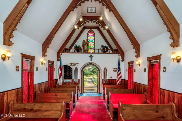 $2,400,000 | 1223 Wire Road West, Perkinston, MS 39573