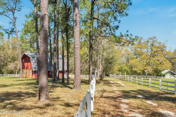 $2,400,000 | 1223 Wire Road West, Perkinston, MS 39573